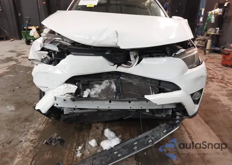 2016 Toyota Rav4 Xle z USA, uszkodzony, nr VIN JTMRFREVXGJ093855